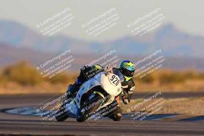 media/Jan-21-2023-CVMA (Sat) [[b9eef8ba1f]]/Race 13 500 Supersport-350 Supersport/